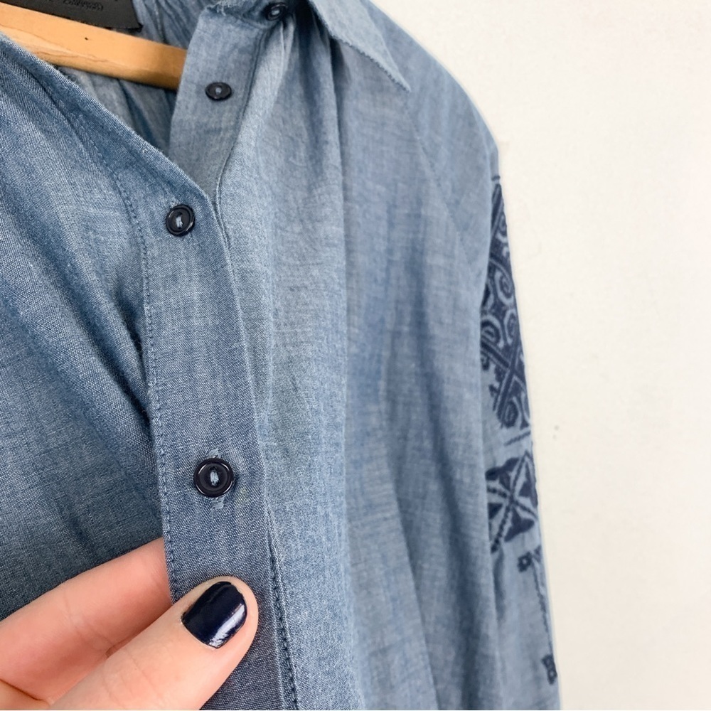 Nili Lotan Abby Romanian Chambray Embroidered Top Sz XS - Picture 7 of 10